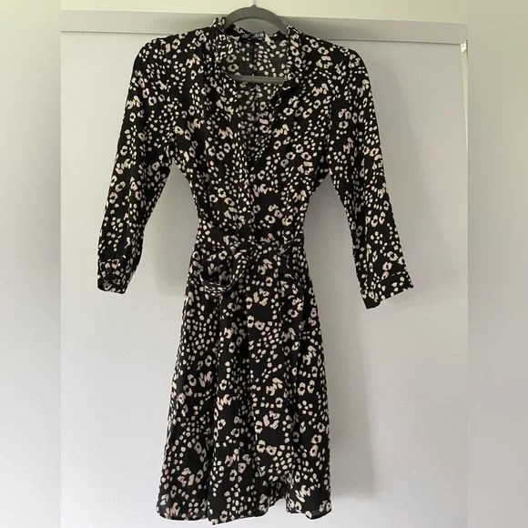 New Zara dress - Picture 2 of 5